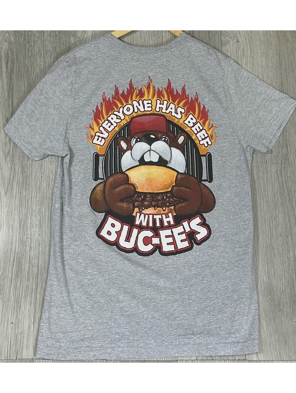 Buc-ee’s Everyone Has Beef With Buc-ee’s T Shirt Mens Large Gray #14